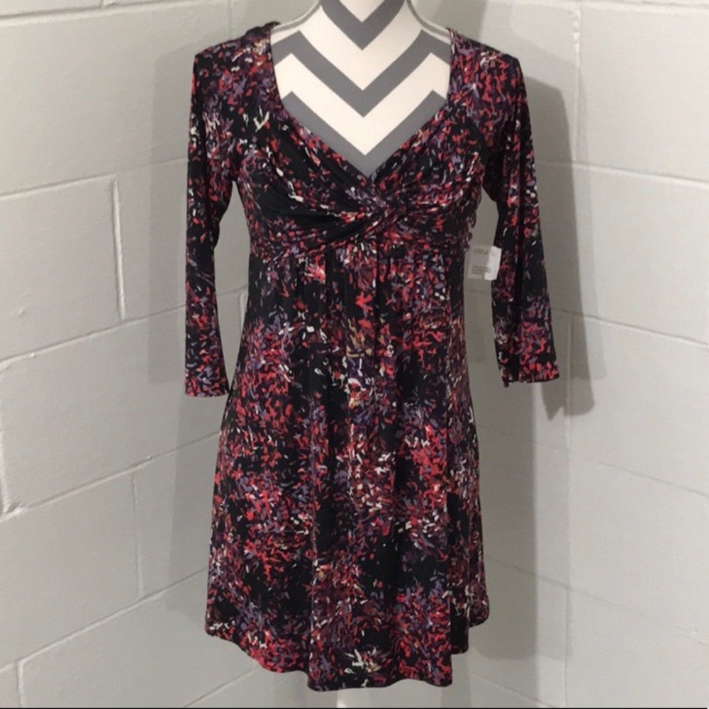 NWT FOREVER 21 SHORT DEEP-V DRESS, Size Large